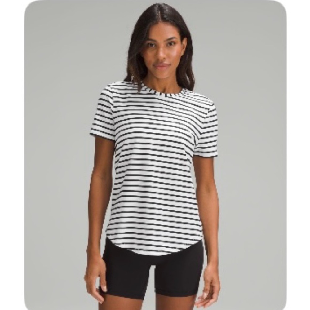Lululemon Love Short Sleeve T-Shirt - Size 14 Yachtie Stripe White Black